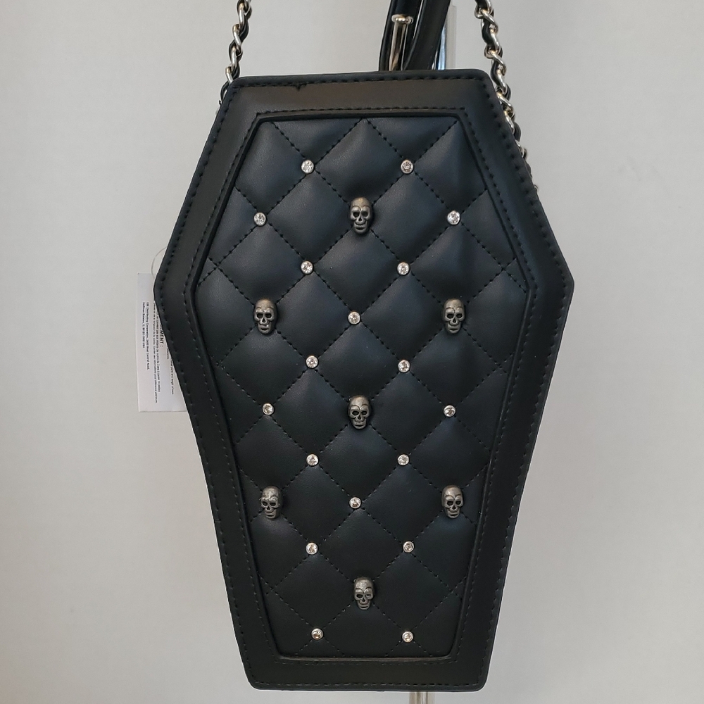 Claire's Skulls Quilted Coffin Crossbody Bag